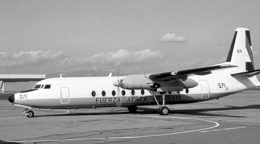 Lietadlo Uruguayan Air Force 571