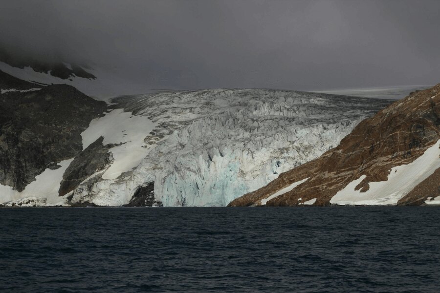 Greenladn nature, iceberg and sea