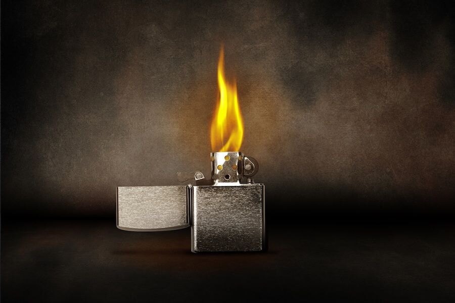 Horiaci zapaľovač Zippo